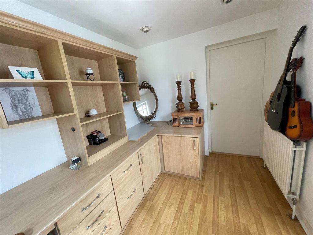 Highwood Hill, Mill Hill